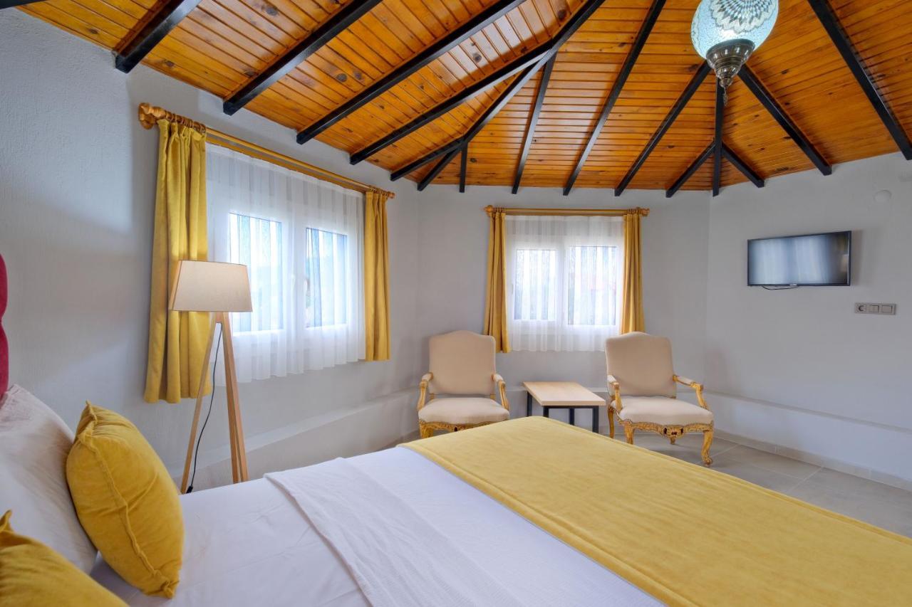 Gold Lion Apart Hotel Oludeniz Exterior photo