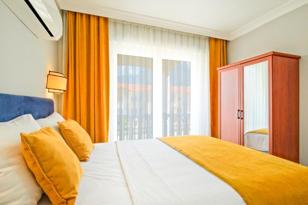 Gold Lion Apart Hotel Oludeniz Exterior photo