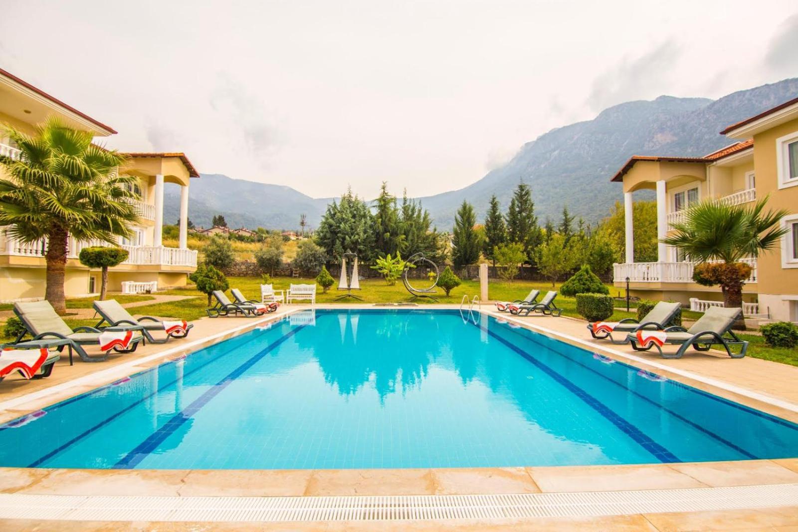 Gold Lion Apart Hotel Oludeniz Exterior photo